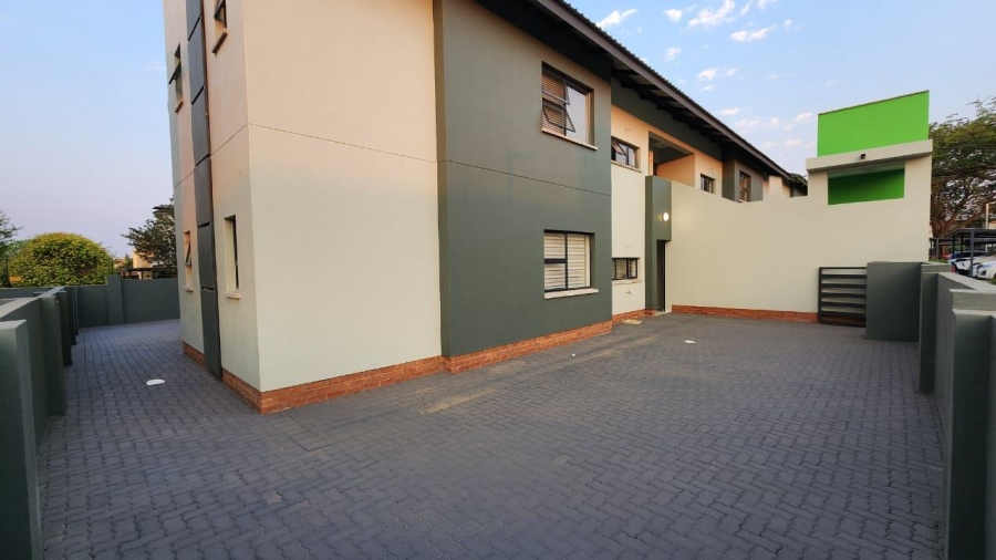 To Let 3 Bedroom Property for Rent in Waterval East North West